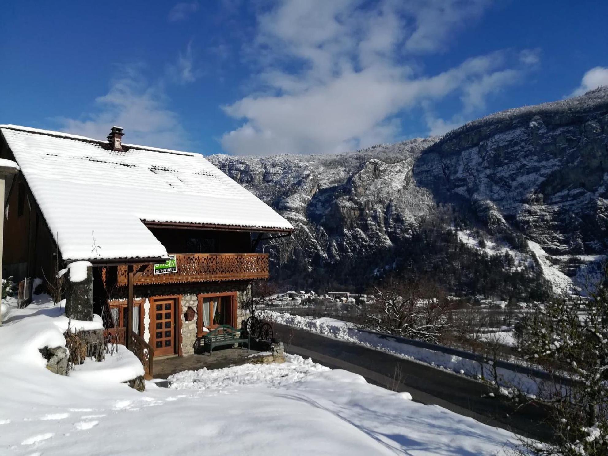 Appartement Cozy 100M2 Dans Chalet Savoyard Magland Екстериор снимка